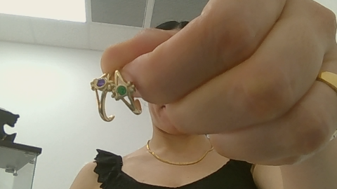 Anillos del dedo del pie o mediodedo Fancy con perlita 10k green or purple stone Size Ajustable Weight 1.2g