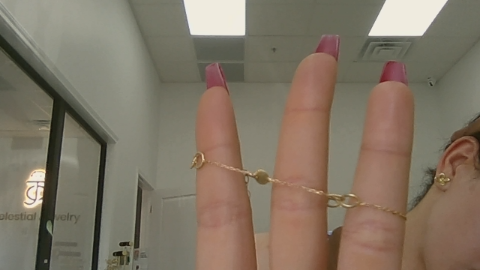 Manillas de mujer Fancy circulos 14k Size Ajustable Weight 1.3g