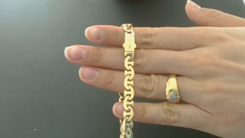 Manilla de hombre Fancy inspirado en cartier 10k Size Size 7mm, 8in Weight 12.61g