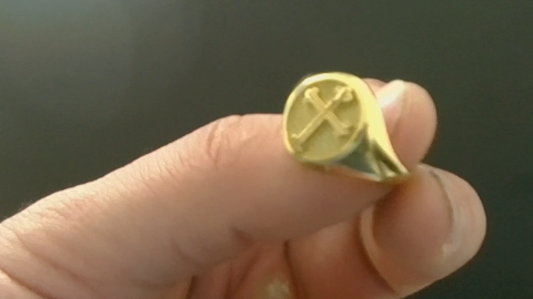 Anillos de hombre Fancy logo 10k Size Size 10 Weight 4g
